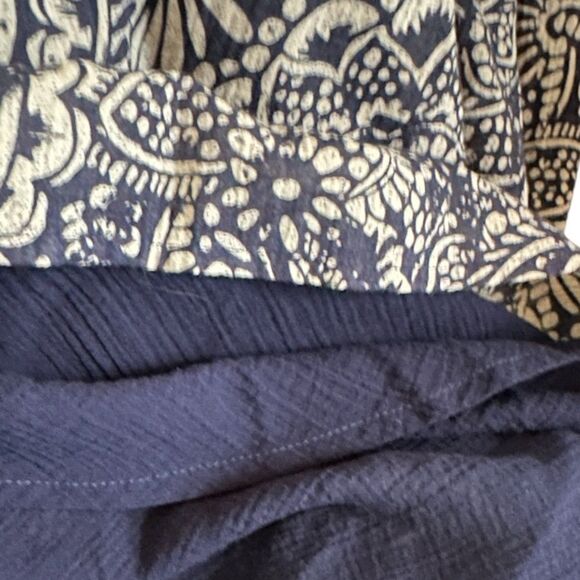 Eddie Bauer Blue Paisley Floral Peasant Lined Dress. Built-in cami. Size S - Picture 4 of 8